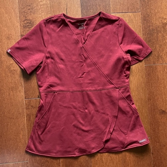 Jaanuu Tops - NWT Jaanuu Women's Tulip Mock-Wrap Scrub Top - Wine